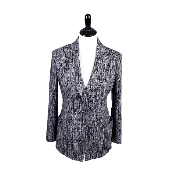 Armani Collezioni Jackets & Blazers - Armani Collezioni Blazer Size 8